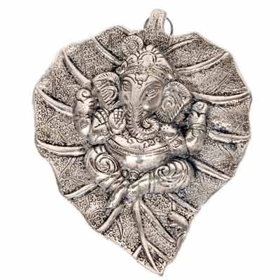 Oxidized White Metal Leaf Ganesha Idol Hanging