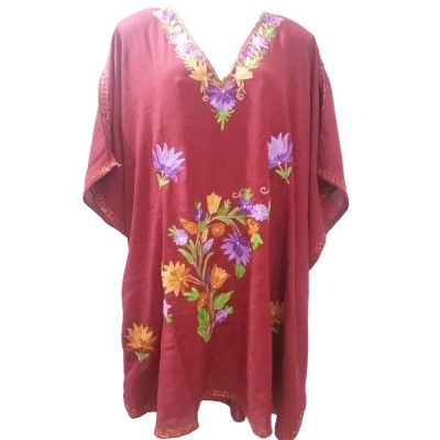 Womens Kaftan with Floral Embroidery (Maroon)